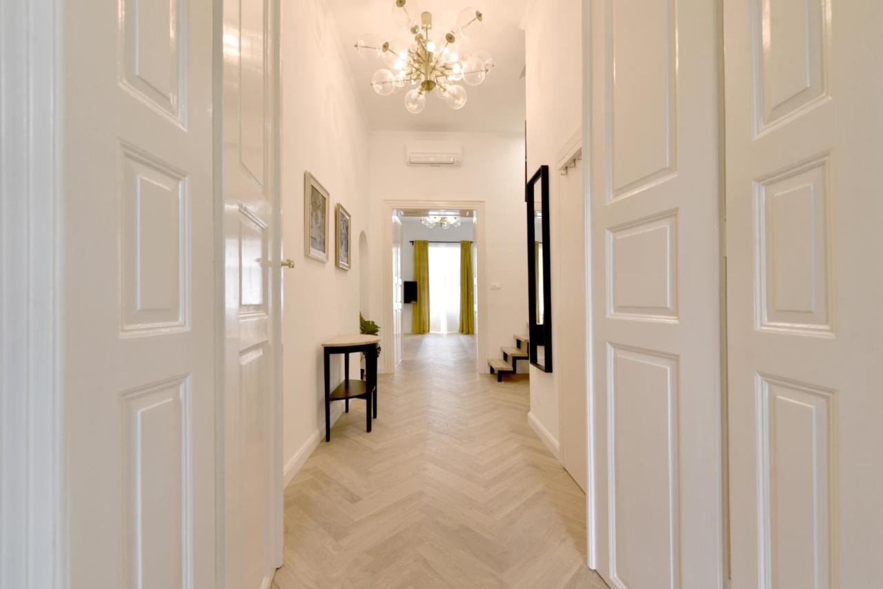 Apartman S Balkonom Trenčín Exterior foto